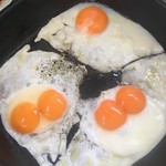 Brisvegas. Double yolkers - four out of five!
