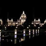 HFF! Our Parliament Buildings after dark (+1)