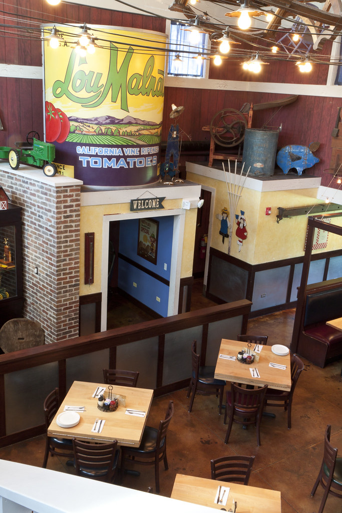 Pizza in Lakewood, IL Lou Malnati's