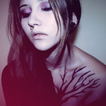 Explore | La chica del bosque.