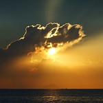 ~ Wherever you go, no matter what the weather, always bring your own sunshine. ~ Anthony J. D'Angelo ~ Quarta Sunset ~23Fev2011