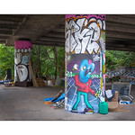 Street Art (Mowscodelico, Sweet Toof), East London, England.