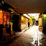 Stroll in the passage du chantier: craftsman and crafts near Bastille, Faubourg Saint Antoine in Paris. The hotel Cadran takes you there ...