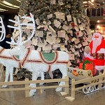 Roma - Le letterine dei passeggeri a Babbo Natale presso la stazione Termini