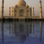 taj mahal in the flood