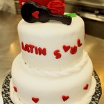 My fondant cake - 1st attempt (Amateur Pastry Techniques Course-FCI)