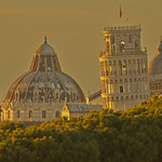 Pendendo nel tramonto / Leaning in the sunset (Pisa, Tuscany, Italy)