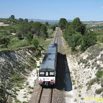 Tren de media distancia de Renfe (l&iacute;nea X&agrave;tiva-Alcoi) a su paso por MONTAVERNER (Valencia)