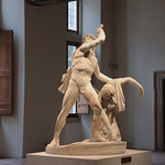 Galata suicida - copia romana del I secolo a.C. da un originale bronzeo del 230-220 a.C. circa - marmo di altezza 211 cm - Museo Nazionale romano Palazzo Altemps, Roma