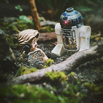 Hey R2, I need some help here...