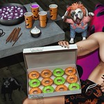 Come out and play 'cause I need a friend 🐺🎧