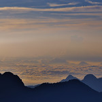 山 雲海　Higher and Higher