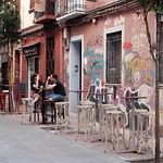 ... por Cortes&iacute;as.