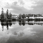 Huelgoat. Reflets sur le lac