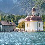 Saint-Barth&eacute;lemy, joyau du K&ouml;nigssee. - St. Bartholomew, Jewel of the K&ouml;nigssee.