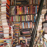 Piccadilly Book Stall interior before renovation, New Delhi 2009 (2)