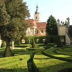 Notre-Dame-des-Victoires (Petit J&eacute;sus de Prague) et jardin baroque Vrtba (Frantisek Maxmilian Kanka), 25, rue Karmelitska, Mala Strana, Prague