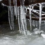 Hanging ice / Hielo colgante
