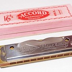 Robert Dolling Accord harmonica