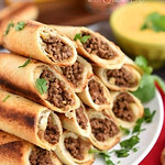 BAKED BEEF FLAUTAS W&igrave;TH QUESO D&igrave;P