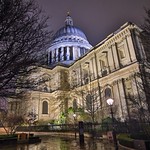 St Paul's cathedral by night