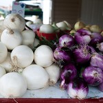 White and purple onions