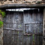 La &uacute;ltima puerta / The last door