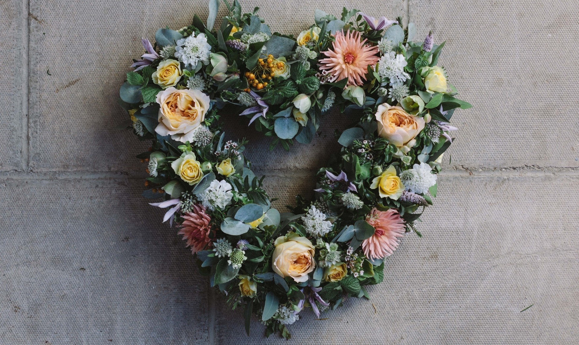 Funeral and Sympathy Services A florist in Bembridge, Isle of Wight Bembridge Flower Shop