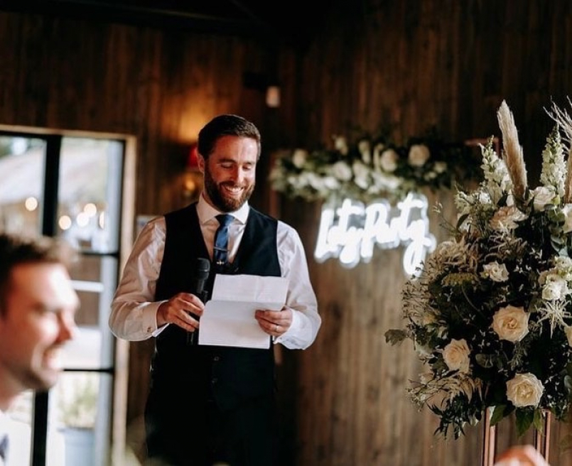 A Wedding Florist in Woking Taylor Designs