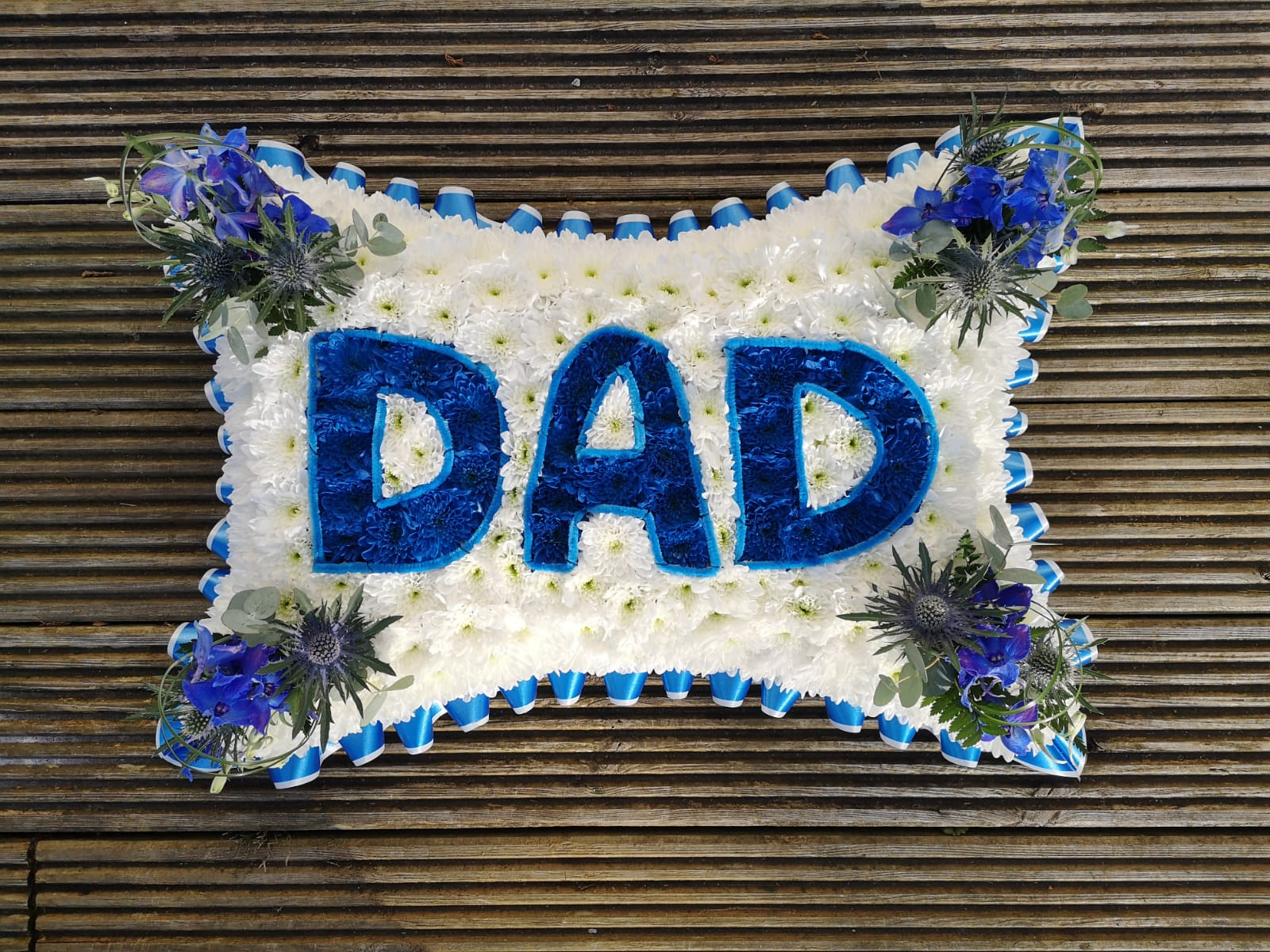 Funeral and Sympathy Flowers for Stewarton Kilmarnock Irvine Bizzie