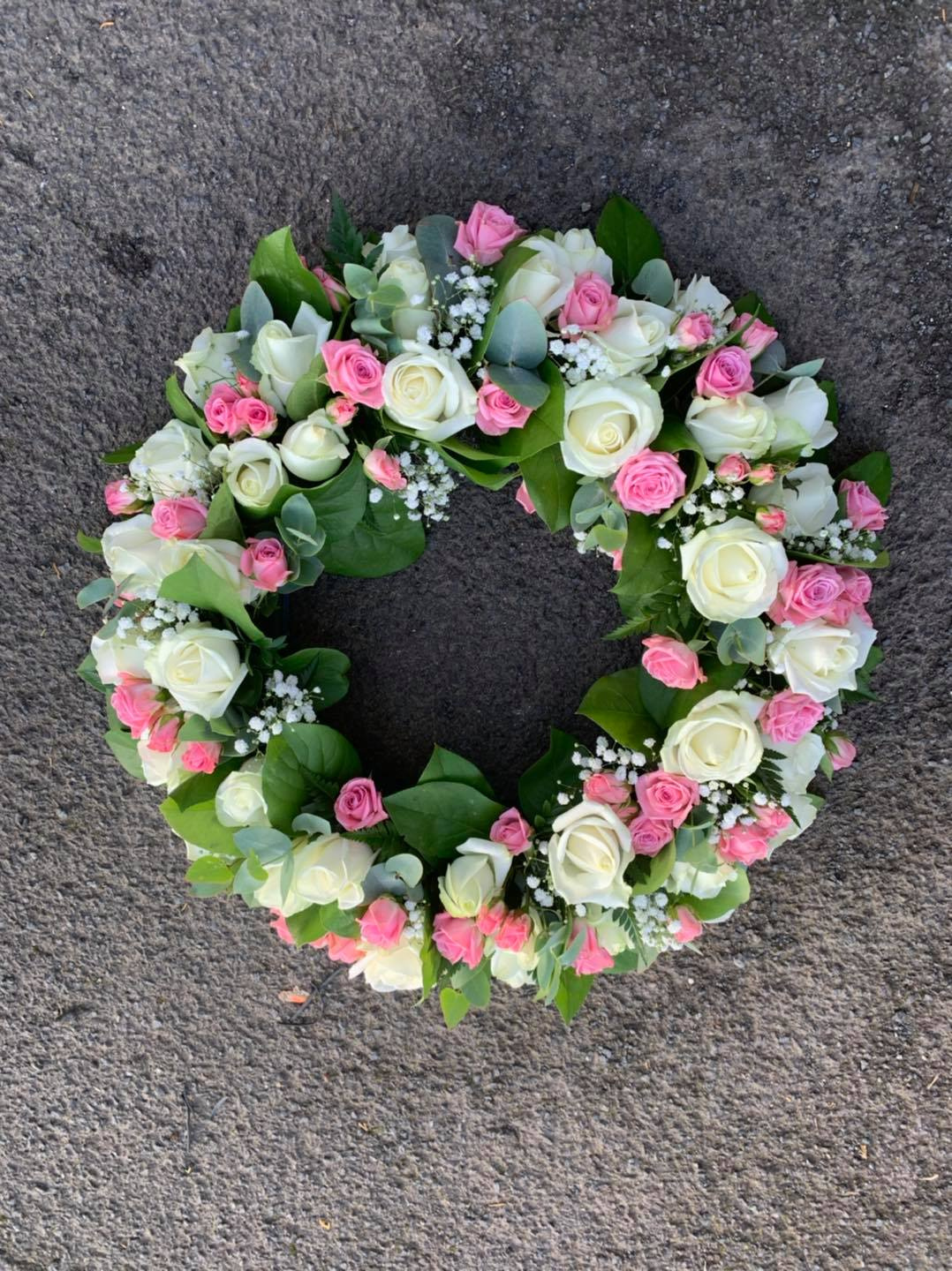 Funeral and Sympathy Flowers for Stewarton Kilmarnock Irvine Bizzie