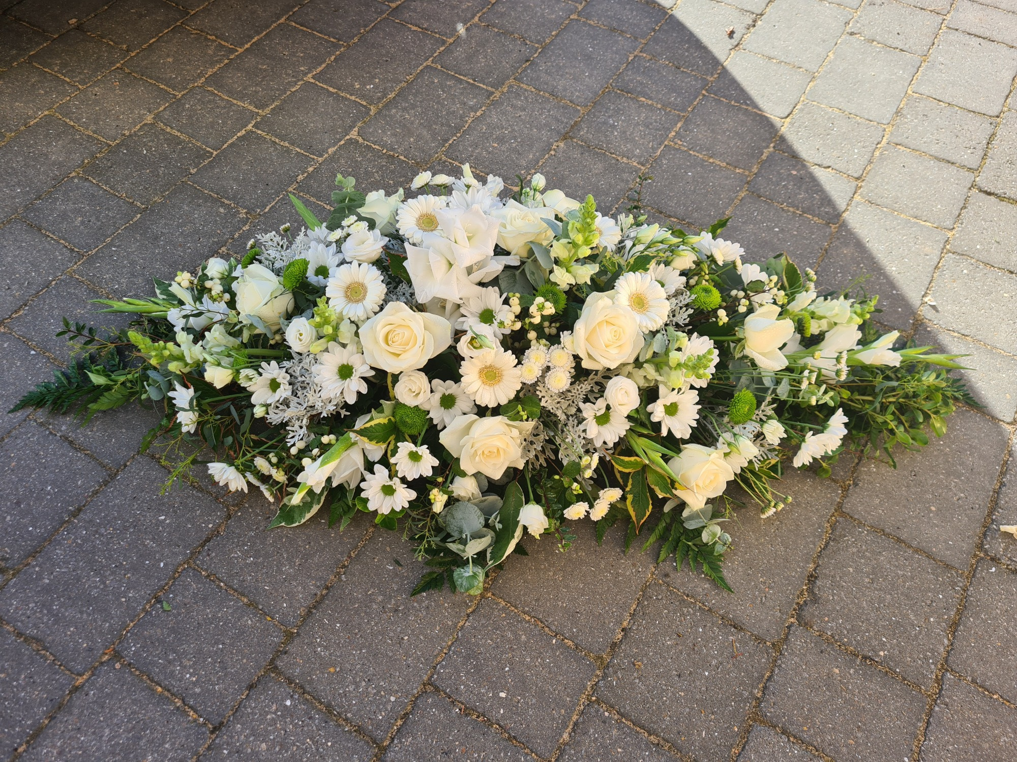 Funeral and Sympathy Flowers for Grimsby and Cleethorpes First Class