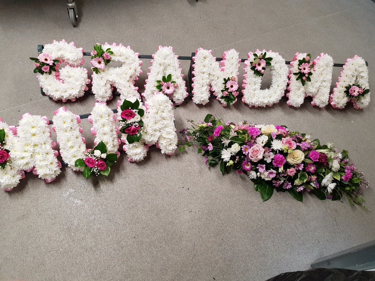 Funeral and Sympathy Flowers for Grimsby and Cleethorpes First Class