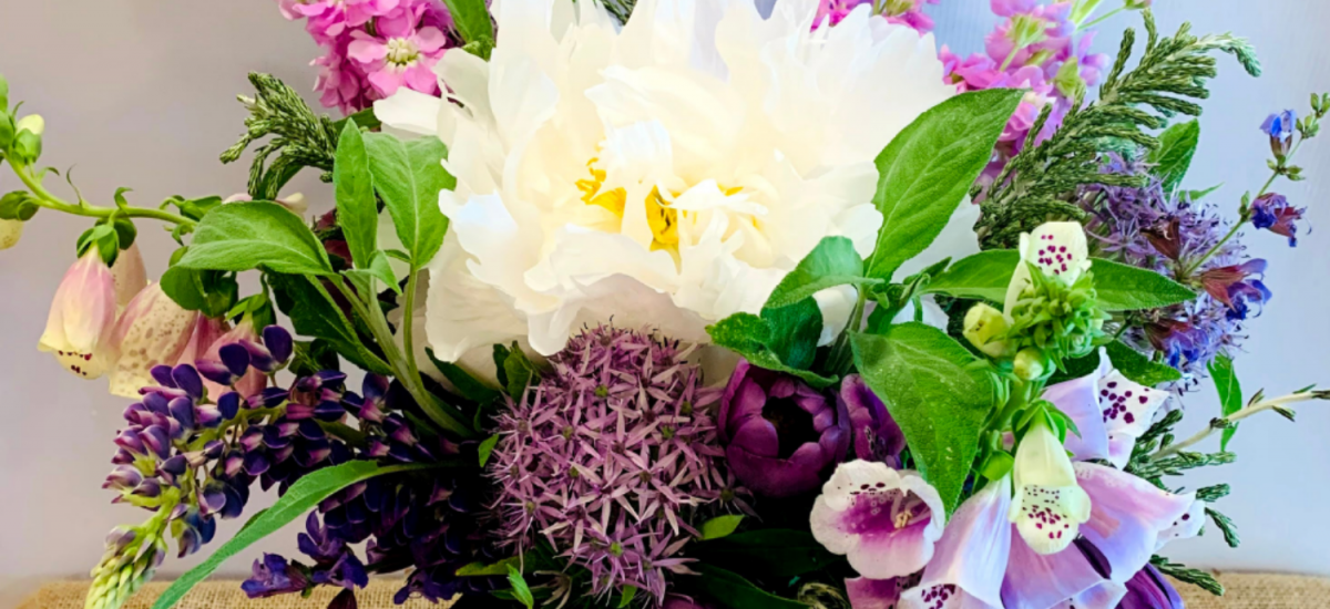 Same Day Delivery Florist in Oundle, Peterborough. Oundle shops