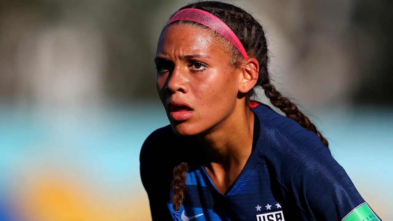 Trinity Rodman, daughter of NBA legend, makes history in NWSL debut