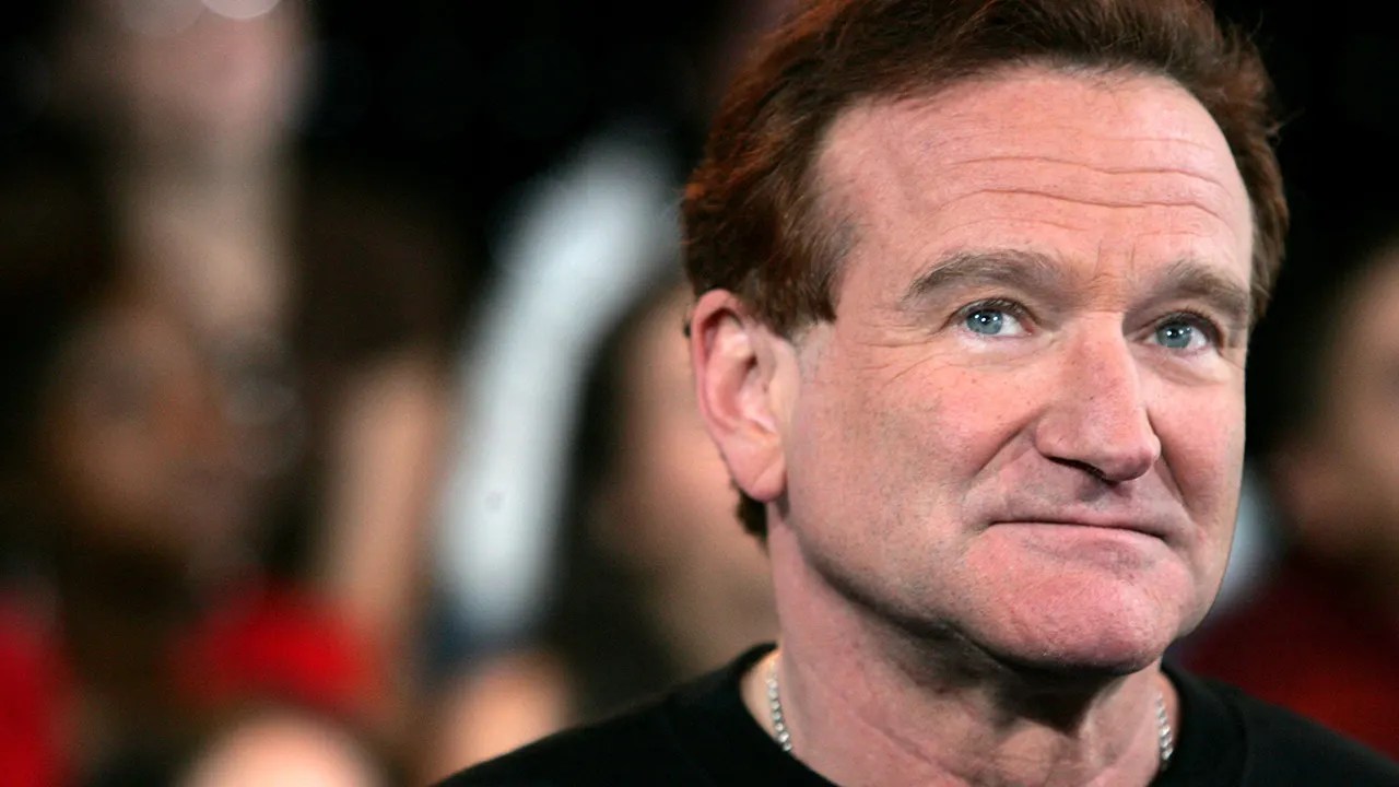 Comedian recalls how Robin Williams helped him through career struggles