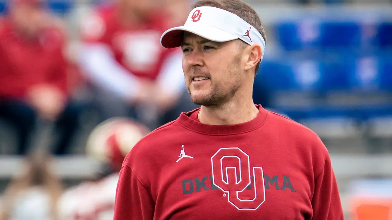 Lincoln Riley bolts Oklahoma for USC Fox News