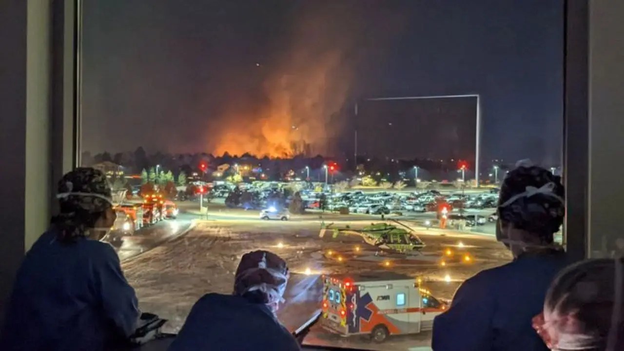 Colorado Marshall Fire photographed by a nurse through the