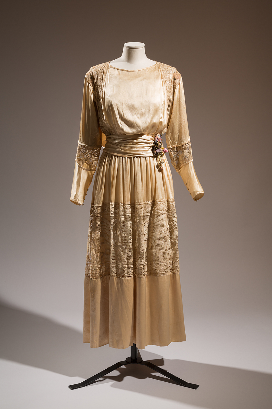 In Pictures How World War I Changed Women’s Fashion Frieze