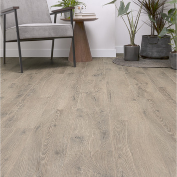 Gamma | Bruynzeel Waterbestendig Laminaat Gezellig Grijs 2V-Groef 8 Mm 2,13 M2 Kopen? | Laminaat