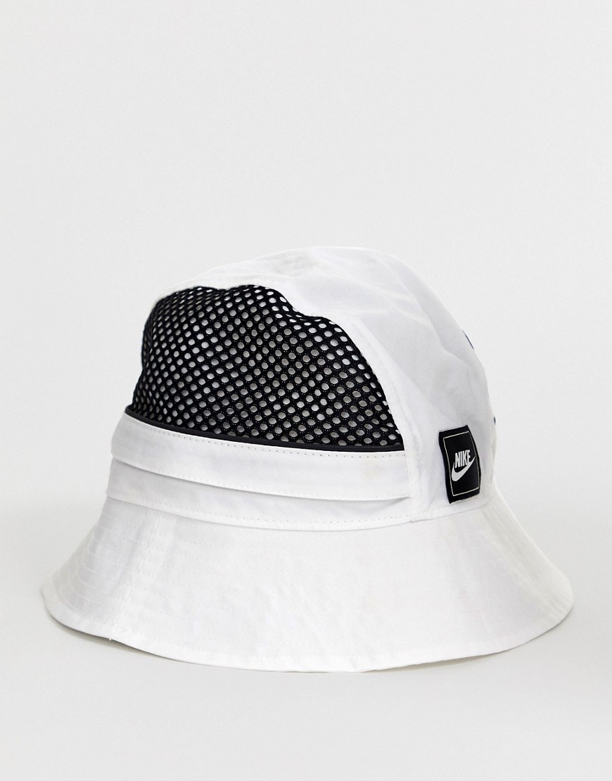 Nike bucket hat in white White GLAMI.sk