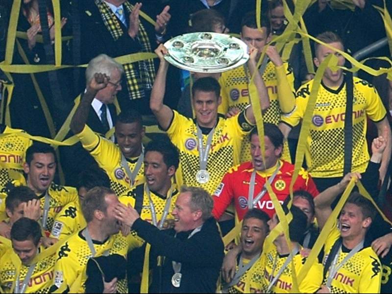 With 81 points in a season, is this Dortmund team the best in