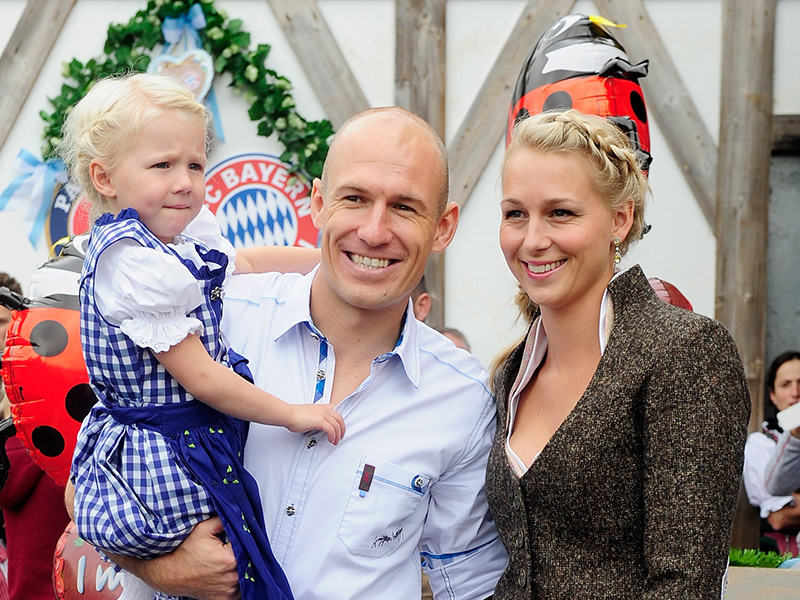 Bayern's Oktoberfest Robben keeps it in the family
