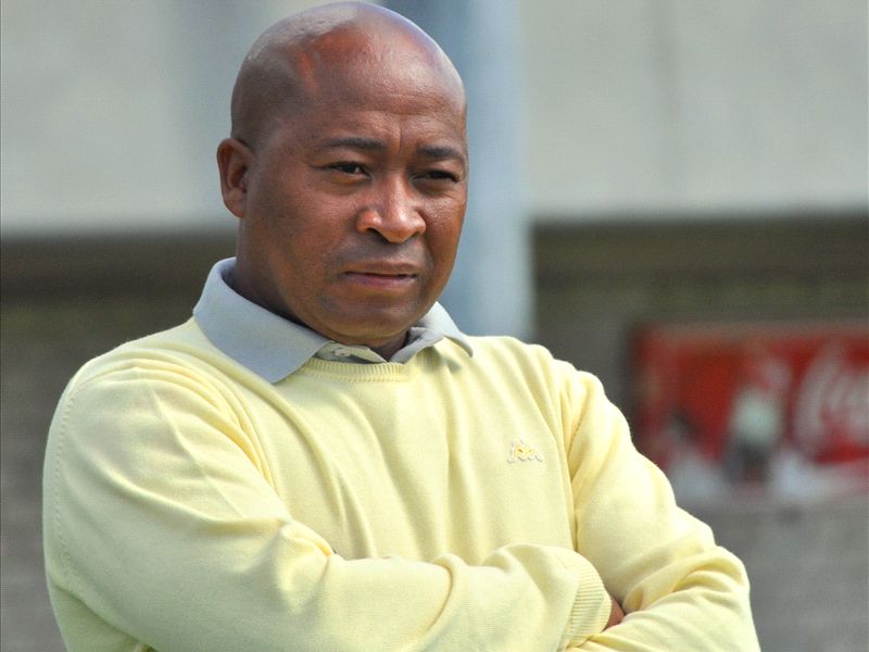 Duncan Lechesa considering Free State move