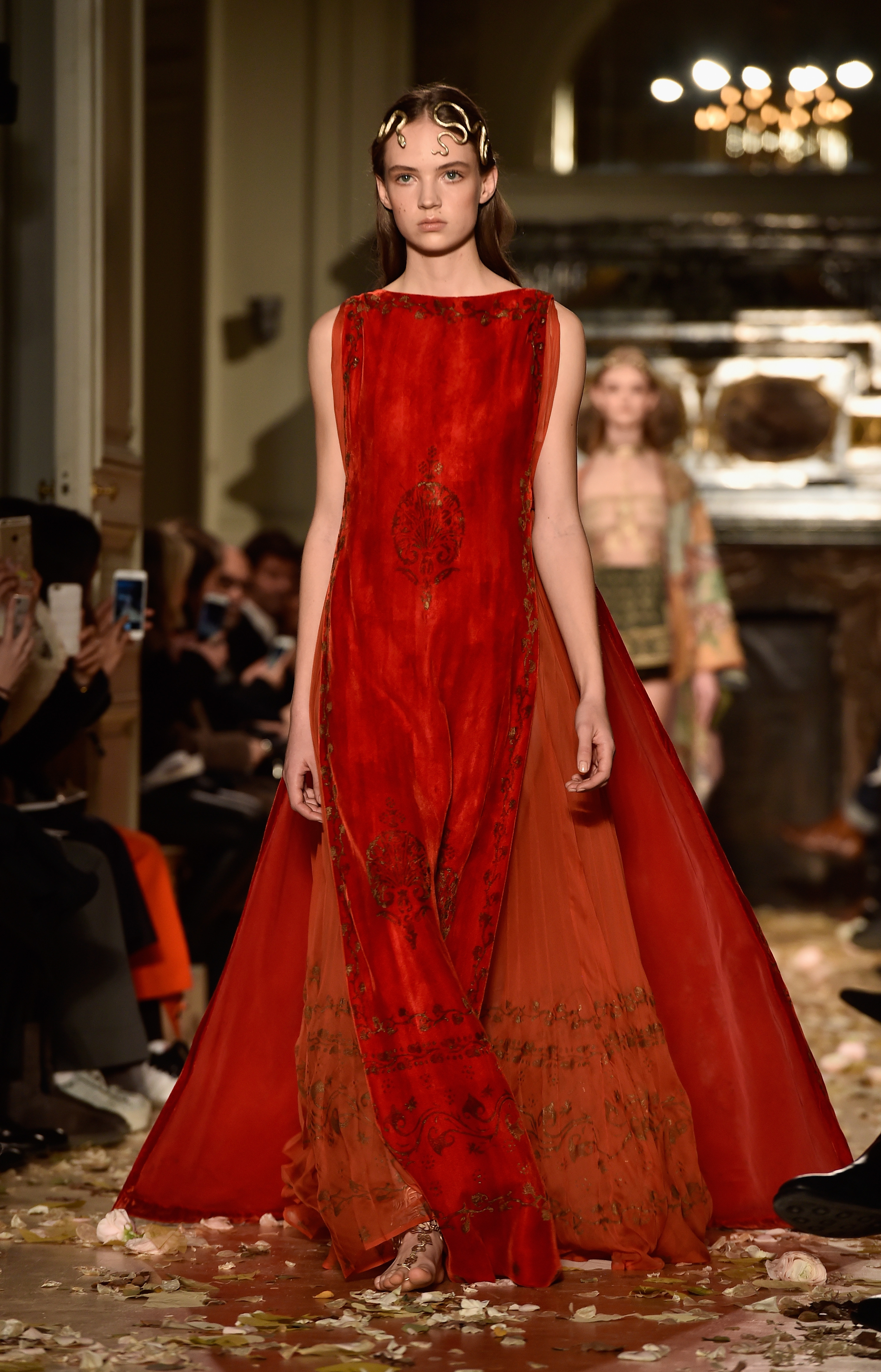 Haute Couture Week Valentino Spring/Summer 2016 Haute Couture Week