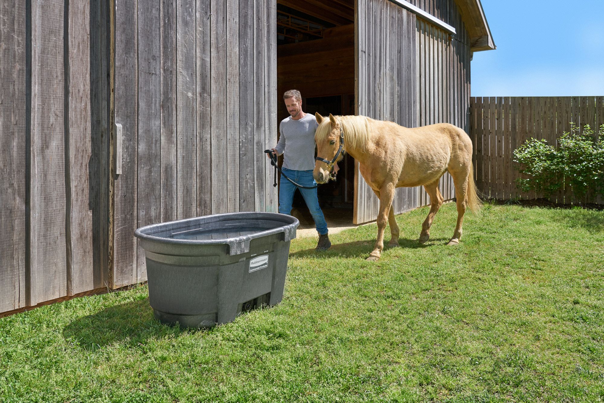 RUBBERMAID COMMERCIAL PRODUCTS Stock Tank 100 gal, 53 in x 31 in x 25