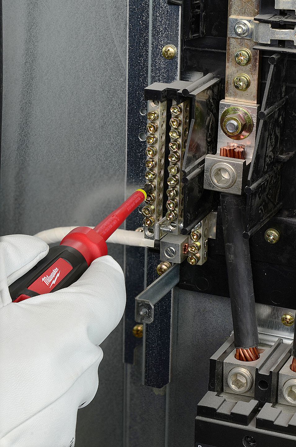 MILWAUKEE Tether Ready Insulated Screwdriver Set, ECX, Phillips