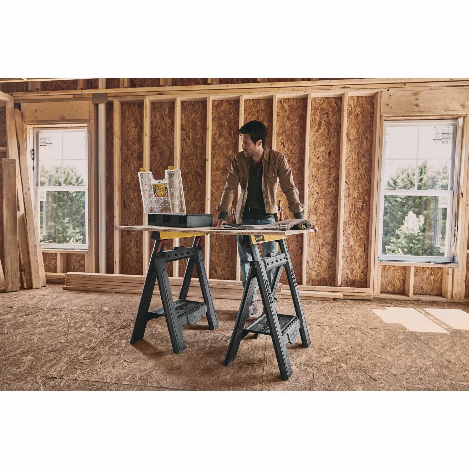 STANLEY Adjustable Folding Sawhorse: 28-1/8 in, 2 7/8 in Sawhorse Wd
