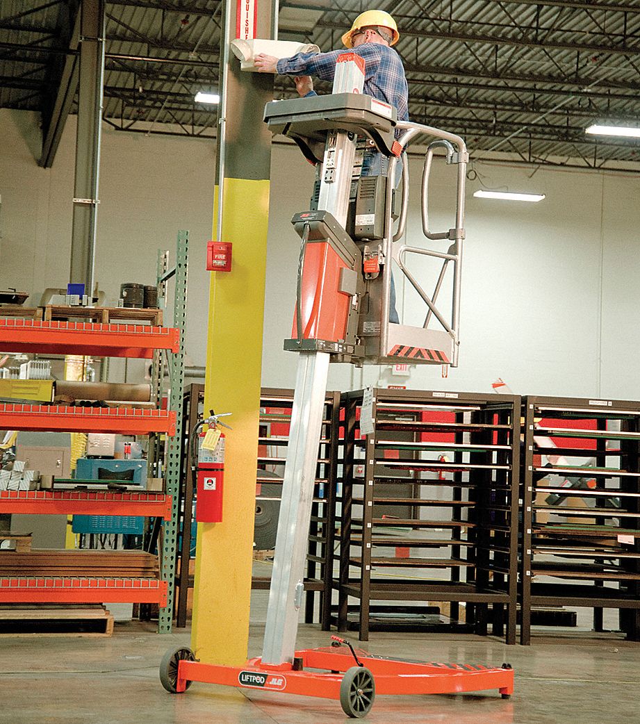 JLG Personnel Lift, PushAround Drive 2VLL4FS80 Grainger