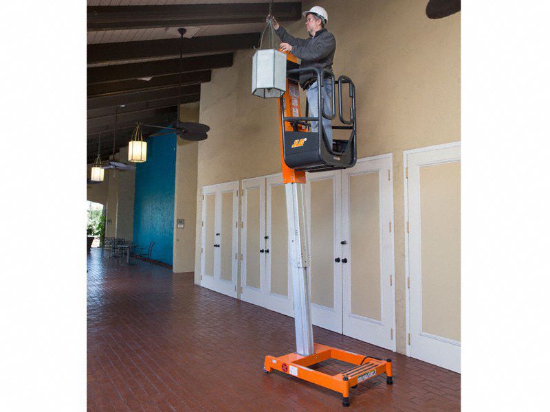 JLG Personnel Lift - 34AZ73|FT70 - Grainger